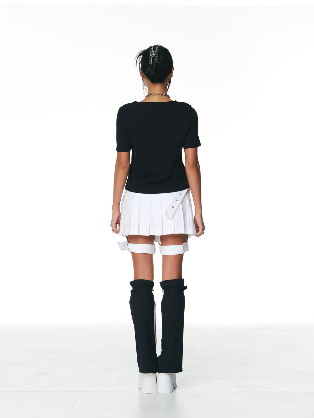 [Yusuki] Pleated Skirt with Belts (White)