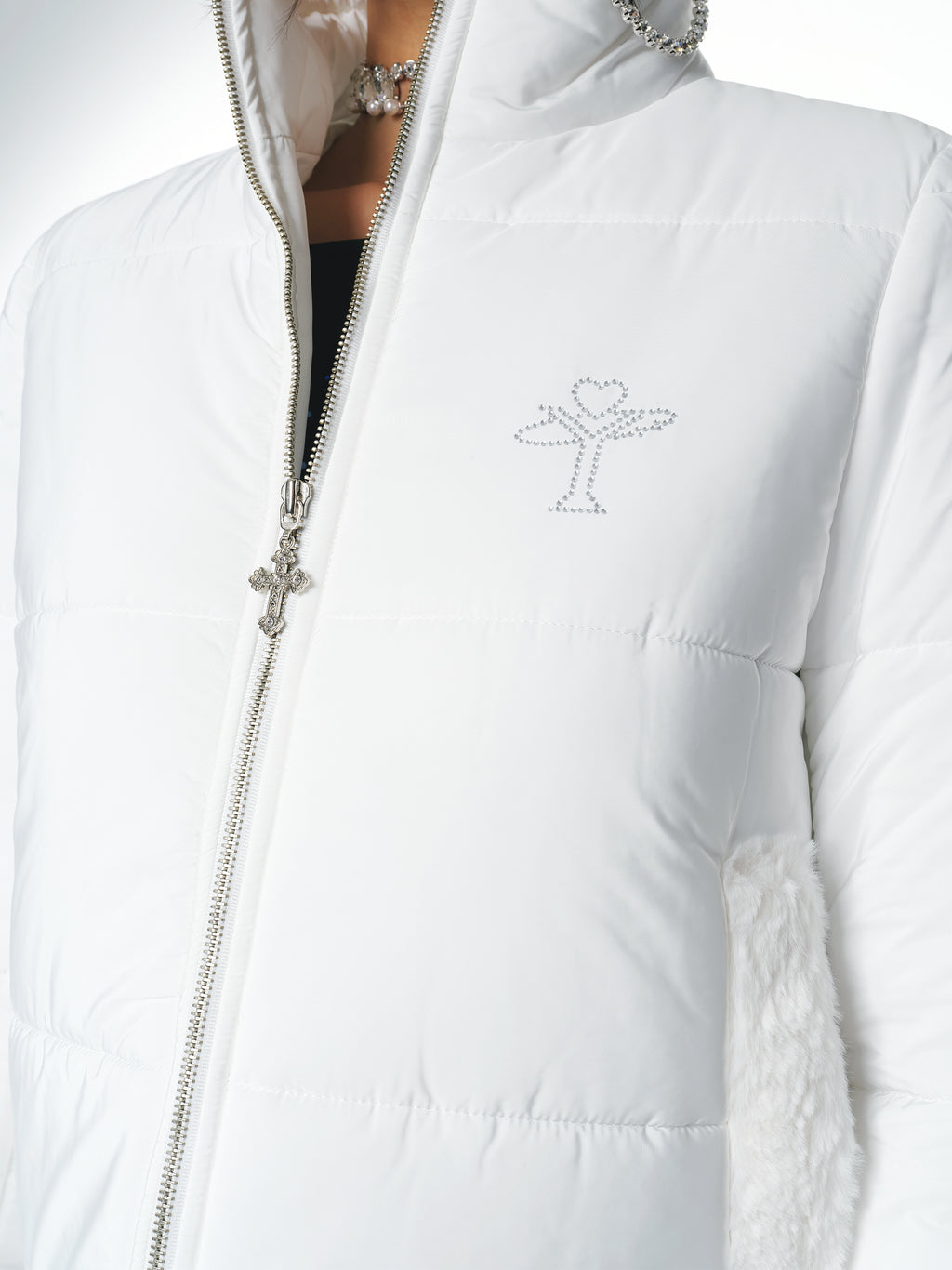 [Yusuki] Slim Puffer with Handmade Chains (White)