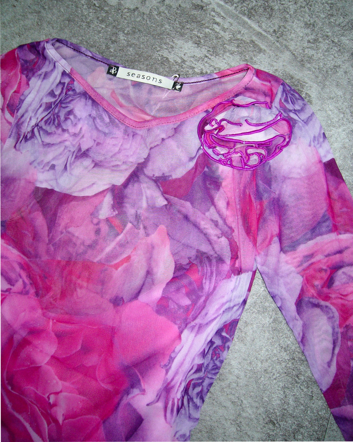 [Vintage] Layered Rose Top