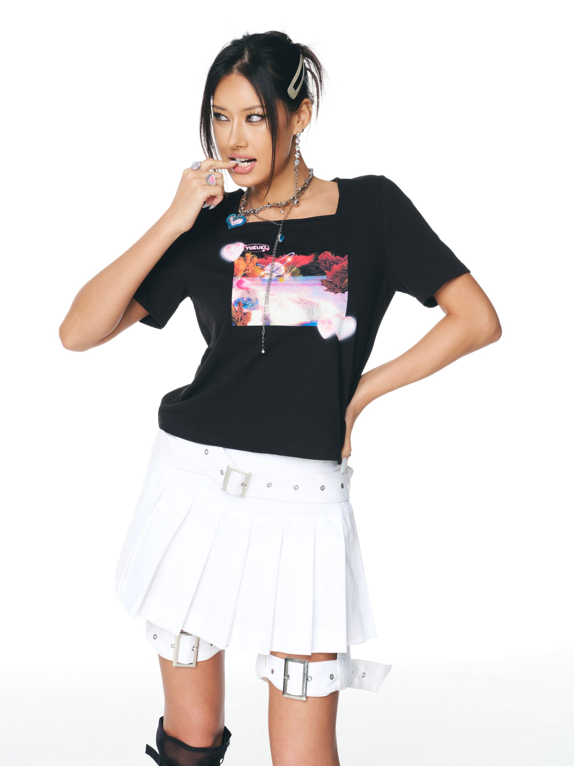 [Yusuki] Four Seasons T-Shirt (Autumn Black)