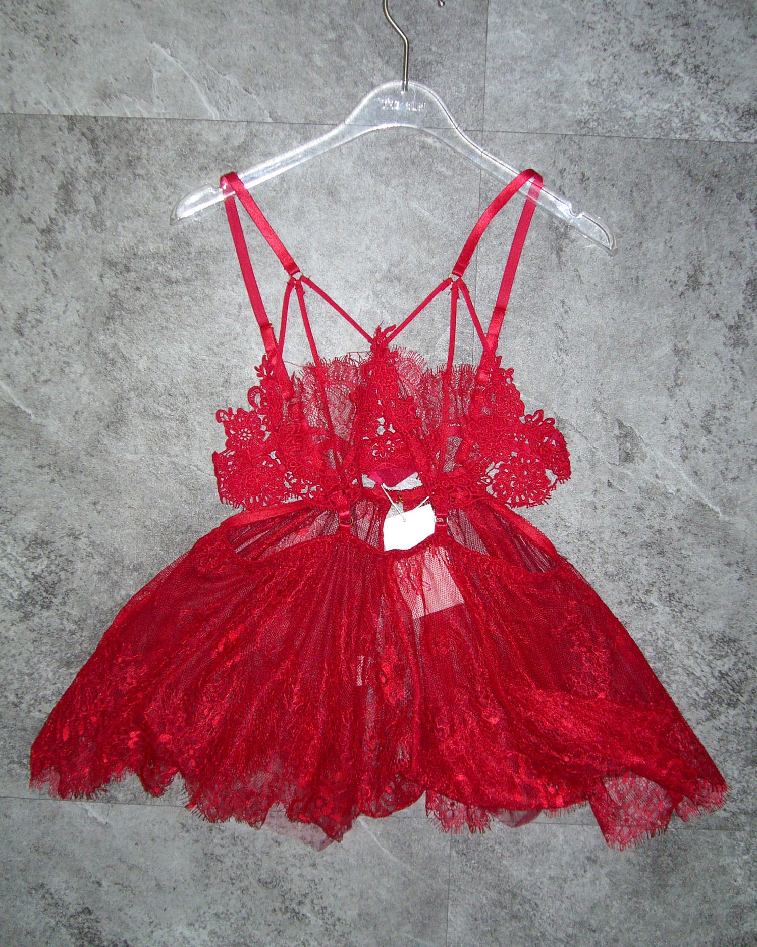 [Vintage] Red Lace Slip